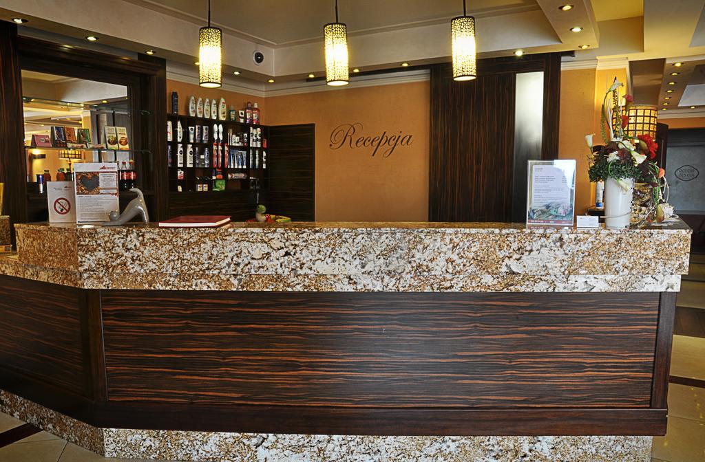 Ahotel Czechowice-Dziedzice Ngoại thất bức ảnh