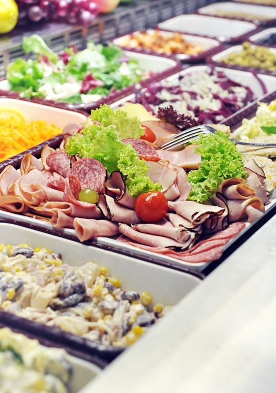 Ahotel Czechowice-Dziedzice Ngoại thất bức ảnh